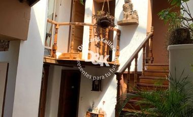 Casa en venta de 5 dormitorios c/ cochera en Vicente López