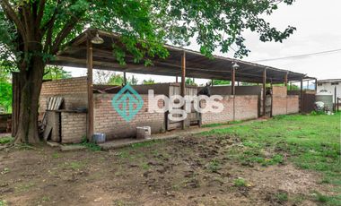 Casaquinta en venta en Atocha (zona San Lorenzo Chico)