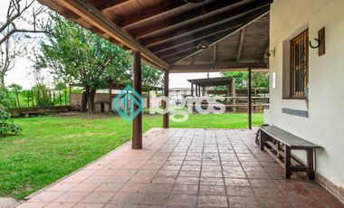 Casaquinta en venta en Atocha (zona San Lorenzo Chico)