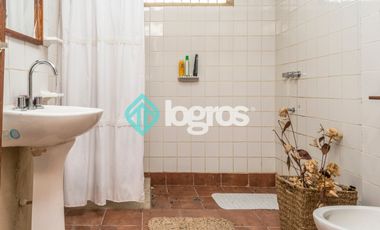 Casaquinta en venta en Atocha (zona San Lorenzo Chico)