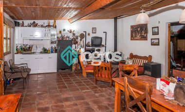 Casaquinta en venta en Atocha (zona San Lorenzo Chico)
