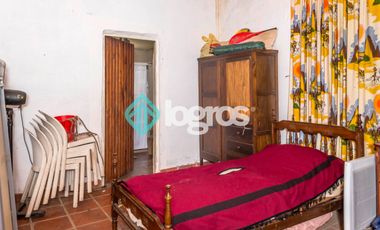 Casaquinta en venta en Atocha (zona San Lorenzo Chico)