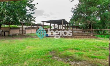 Casaquinta en venta en Atocha (zona San Lorenzo Chico)