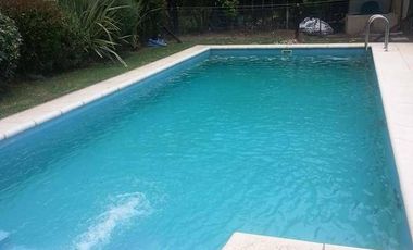 Casa en venta de 5 dormitorios c/ cochera en Echeverría del Lago