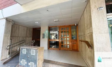 Departamento 2 ambientes en venta, Floresta.