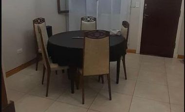 Venta Casa 3 ambientes con parque. Rawson y Francia