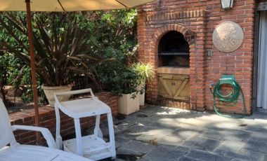 Departamento en venta de 3 dormitorios c/ cochera en Acassuso