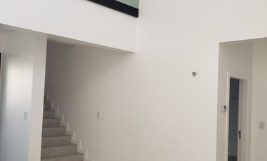 Venta casa a Estrenar en Barrio Privado Rumenco Joven