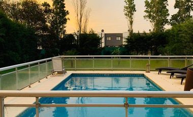 Casa en venta de 3 dormitorios c/ cochera en Brickland