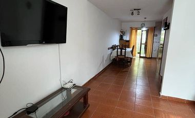 Dúplex en venta de 2 dormitorios c/ cochera en Costa Azul