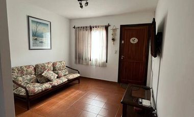 Dúplex en venta de 2 dormitorios c/ cochera en Costa Azul