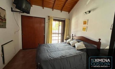 Dúplex en venta de 2 dormitorios c/ cochera en Costa Azul