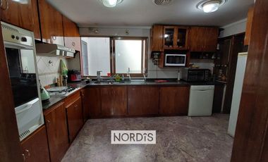 Alquiler Hermoso chalet en Maipu 5 dormitorios uso comercial o institucional