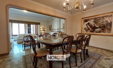 Alquiler Hermoso chalet en Maipu 5 dormitorios uso comercial o institucional