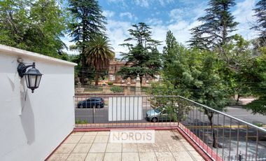 Alquiler Hermoso chalet en Maipu 5 dormitorios uso comercial o institucional