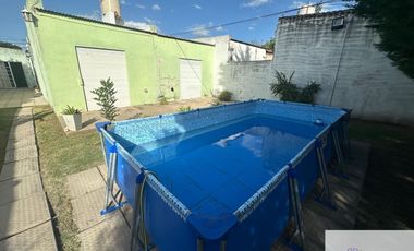 Casa en venta de 2 dormitorios c/ cochera en 9 de Julio
