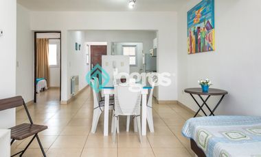 Departamento amoblado en venta de 2 dormitorios en Macrocentro