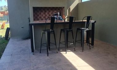 Casa en venta de 3 dormitorios en Malibú