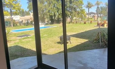 Casa en venta de 3 dormitorios en Malibú