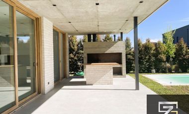 Casa en venta de 4 dormitorios en Las Tipas Nordelta