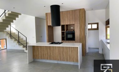 Casa en venta de 4 dormitorios en Las Tipas Nordelta
