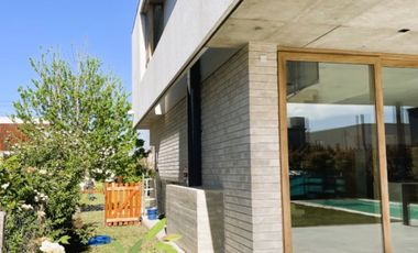 Casa en venta de 4 dormitorios en Las Tipas Nordelta