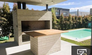 Casa en venta de 4 dormitorios en Las Tipas Nordelta
