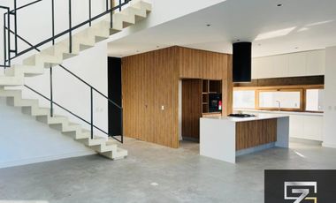 Casa en venta de 4 dormitorios en Las Tipas Nordelta