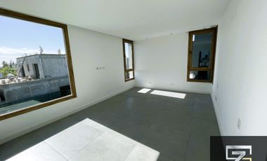 Casa en venta de 4 dormitorios en Las Tipas Nordelta