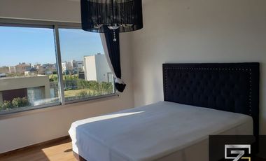 Casa en venta de 3 dormitorios c/ cochera en Los Naranjos