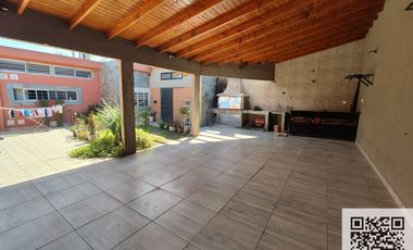 Casa en venta de 2 dormitorios c/ cochera en Gobernador Julio A. Costa