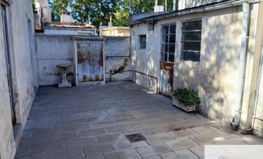 Casa en venta de 2 dormitorios c/ cochera en 9 de Julio