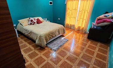Casa en venta de 2 dormitorios c/ cochera y galpón en González Catán