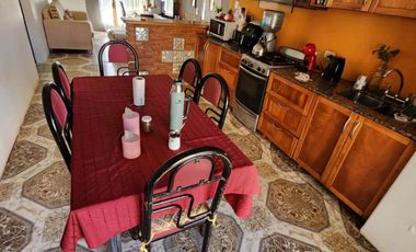 Casa en venta de 2 dormitorios c/ cochera y galpón en González Catán