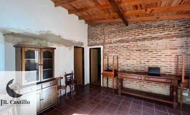 Casa 3 ambientes venta Carlos Keen