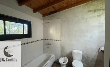 Casa 3 ambientes venta Carlos Keen
