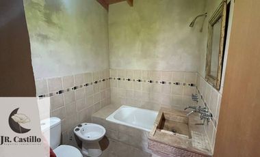 Casa 3 ambientes venta Carlos Keen