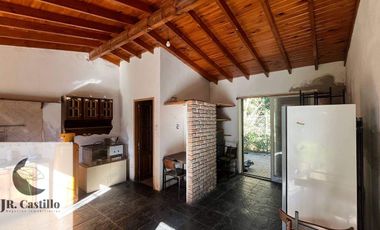Casa 3 ambientes venta Carlos Keen