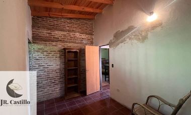 Casa 3 ambientes venta Carlos Keen