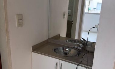 Dpto Alquiler 1 dorm c/cochera, balcón, AA cortinas rollers Chacabuco 284 SMdTuc
