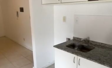 Dpto Alquiler 1 dorm c/cochera, balcón, AA cortinas rollers Chacabuco 284 SMdTuc