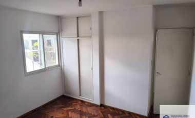 Departamento en alquiler de 2 dormitorios a metros del Parque Central