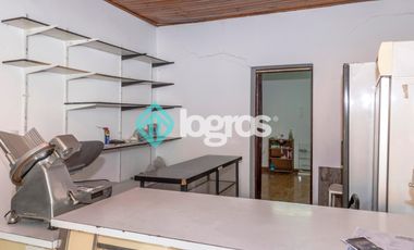 Local comercial con terreno de 10 por 57 en venta ubicado en Macrocentro