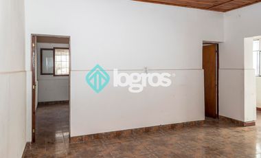 Local comercial con terreno de 10 por 57 en venta ubicado en Macrocentro