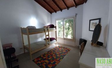 Hermosa casa en venta con gas natural conectado en Sierra de los Padres