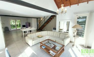 Hermosa casa en venta con gas natural conectado en Sierra de los Padres