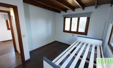 Chalet en venta en Sierra de los Padres. Zona Capilla