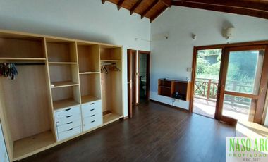 Chalet en venta en Sierra de los Padres. Zona Capilla