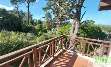 Chalet en venta en Sierra de los Padres. Zona Capilla