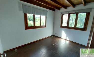 Chalet en venta en Sierra de los Padres. Zona Capilla